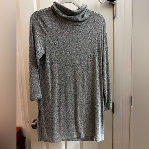 Women’s Old Navy Tunic in Gray